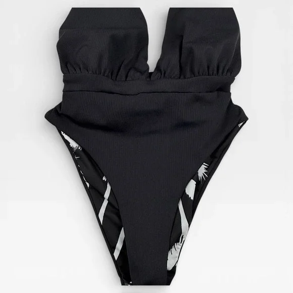 MAAJI Safari Reversible One Piece Swimsuit Womens Sz Small Black Palm Print NWT - Picture 7 of 16